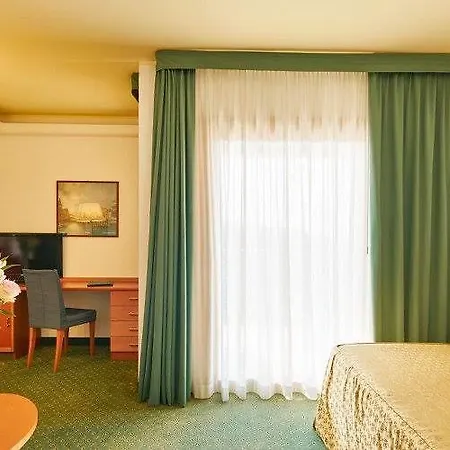 Rialto Готель 4*