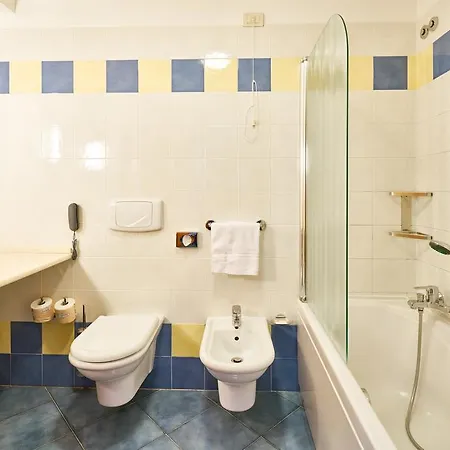 Rialto 4* Градо