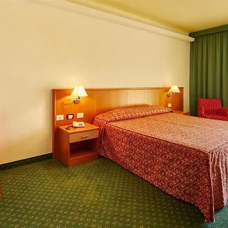 Rialto Hotel 4*